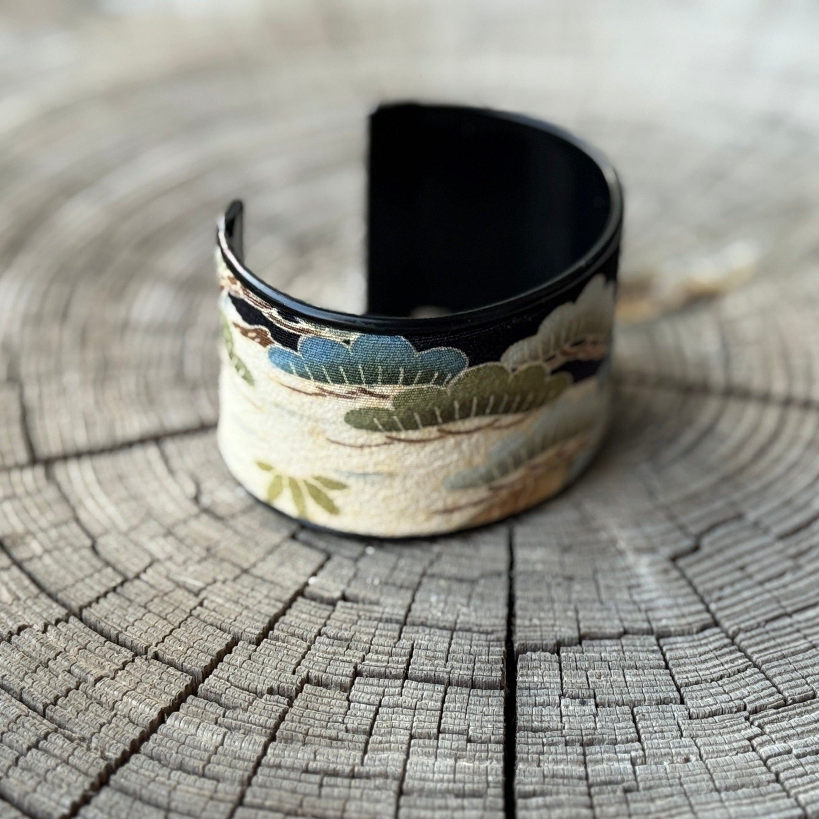 Kimono Cuff