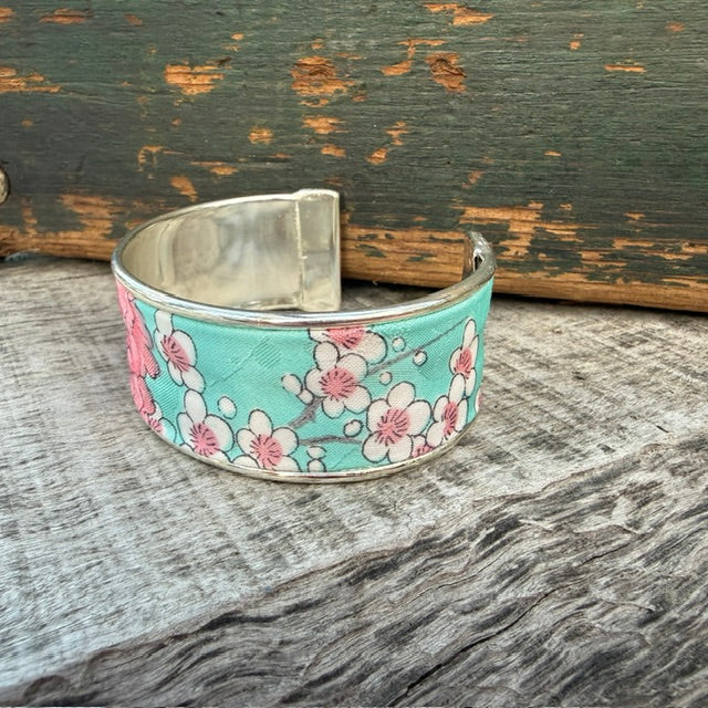 Kimono Cuff
